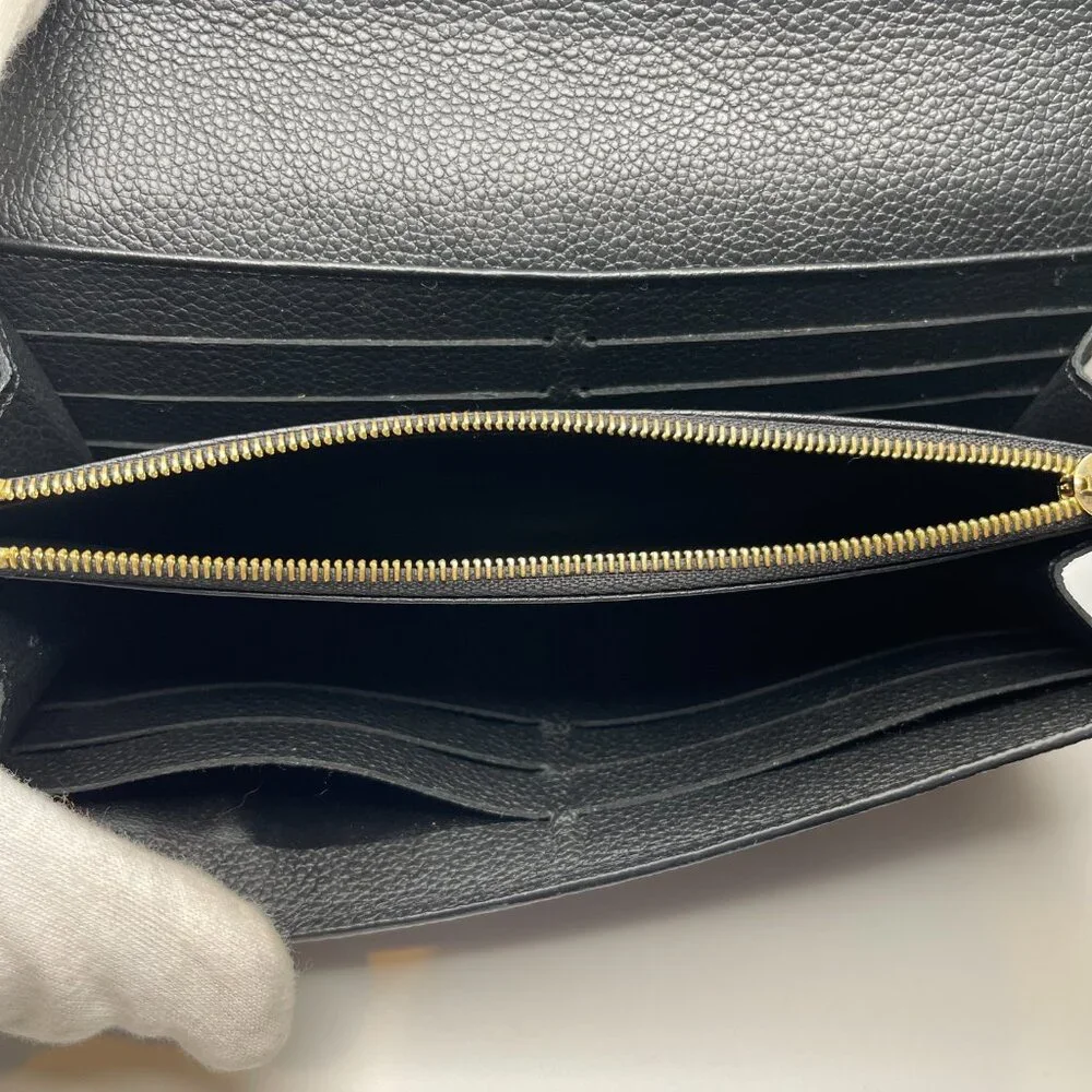 LOUIS VUITTON RFID Bicolor Monogram Empreinte Leather Sarah Wallet - Preowned - Picture 4 of 16